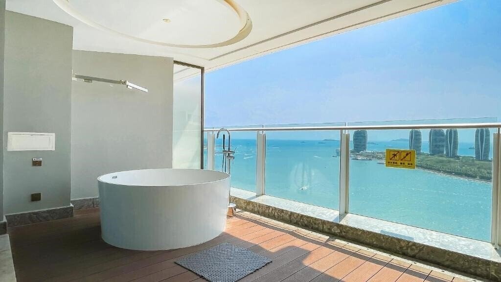 Фотография Tiancheng Central Coast Seaview Hotel 5*