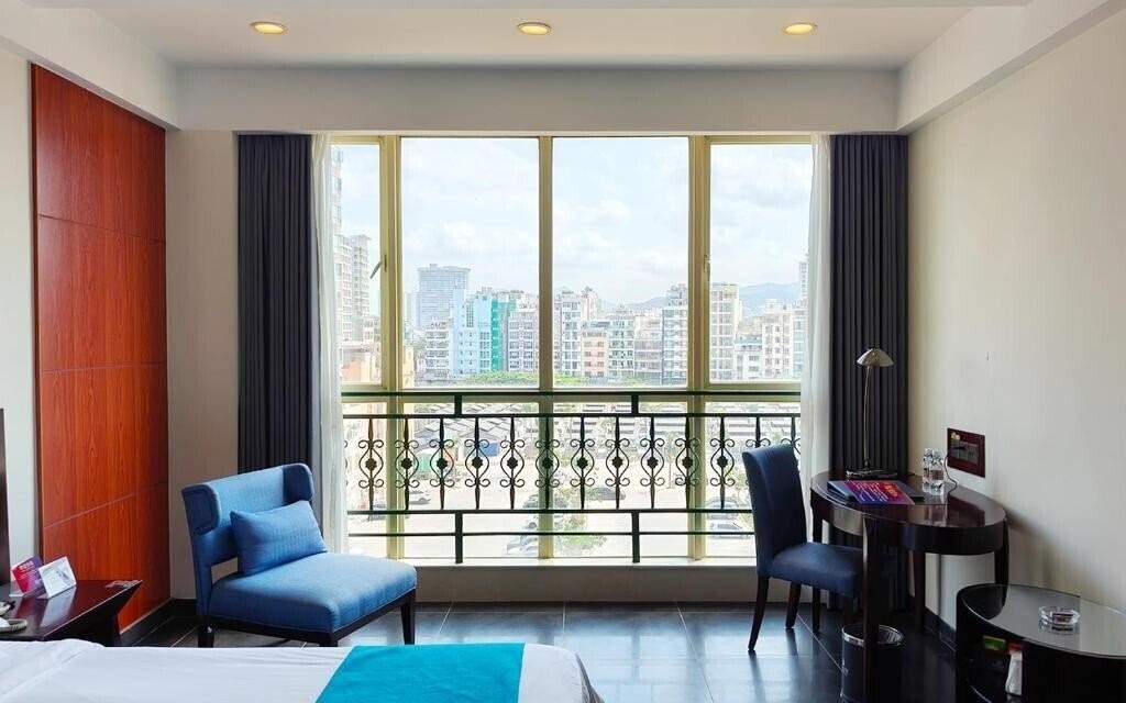 Фото Sanya Shengyi Seaview Hotel 5*