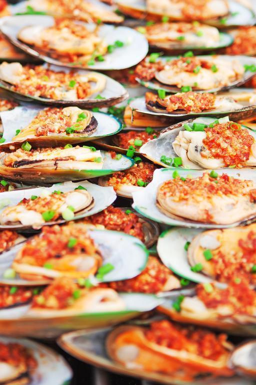 Tangla Hotel Sanya (ex. Tangla Suites Hotel Yalong Bay Sanya) 5* суреті