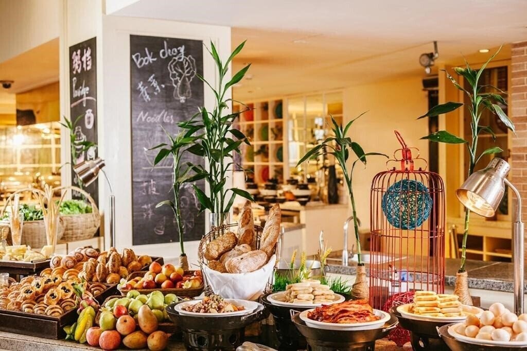 The St. Regis Sanya Yalong Bay Resort 5* суреті