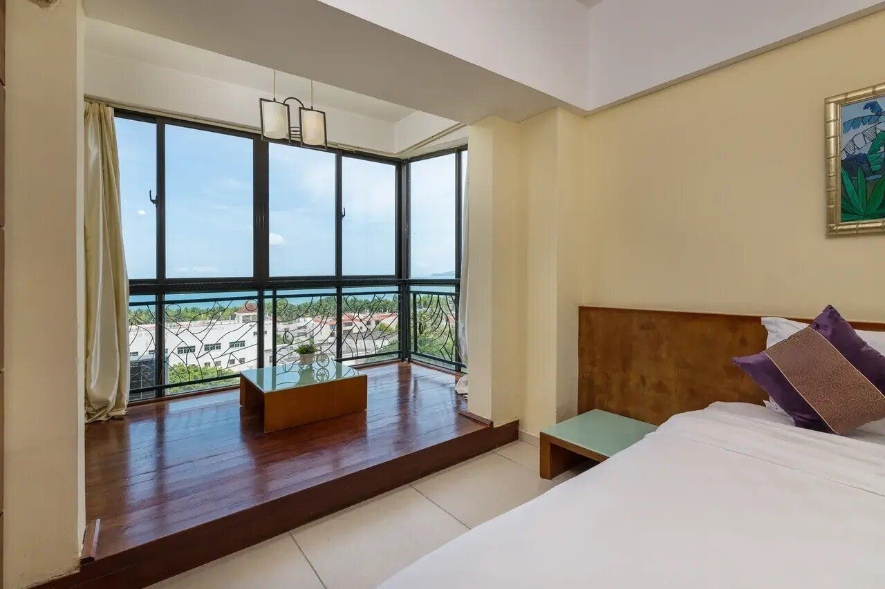 Изображение J Hotel 4*