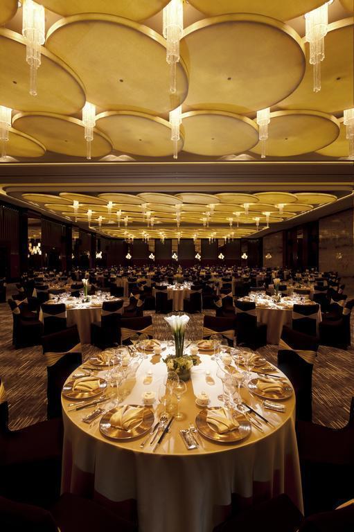 Hilton Shanghai Hongqiao 5* суреті