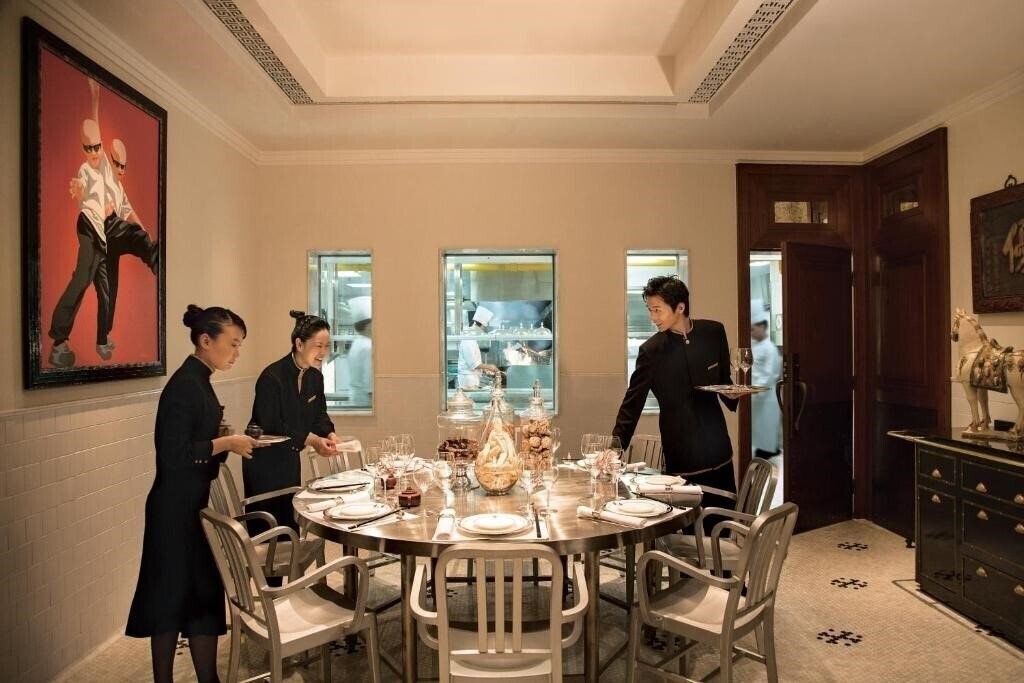 The Peninsula Shanghai 5* суреті