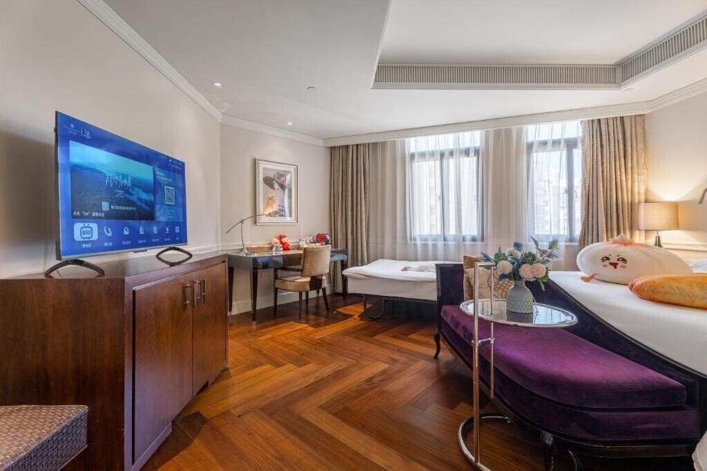 Отель Jinjiang Metropolo Xincheng Hotel, The Bund 4*