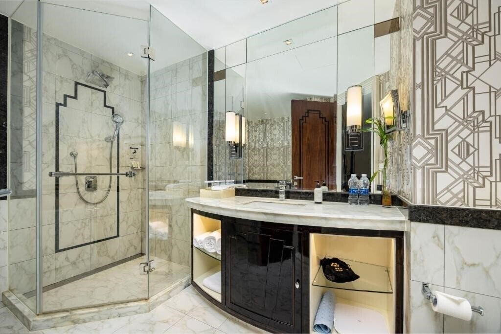 Картинка Jinjiang Metropolo Xincheng Hotel, The Bund 4*
