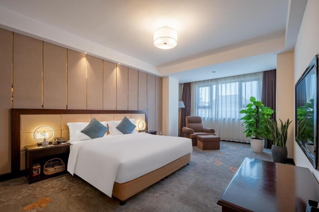 Фото Jin Jiang West Capital International Hotel 4*