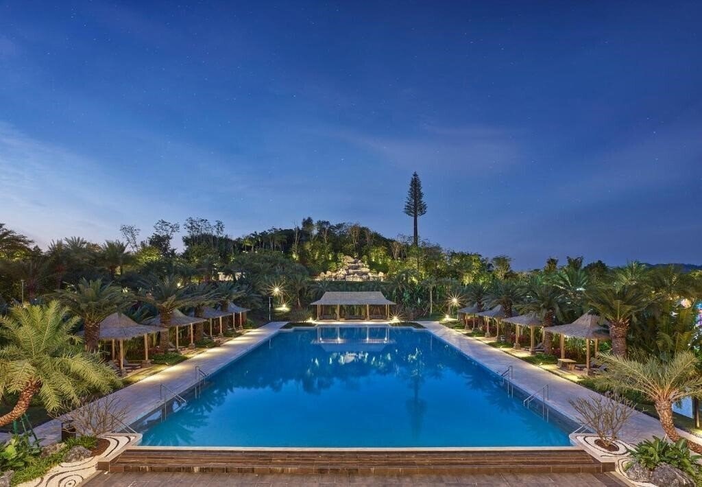 Изображение Lingshui Hilton Garden Inn Hot Springs Hotel 5*