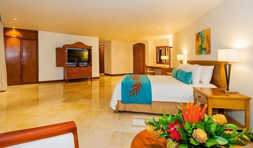 Almirante Cartagena 4* суреті