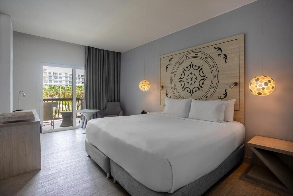 Фото Grand Sirenis Karmairi 5*