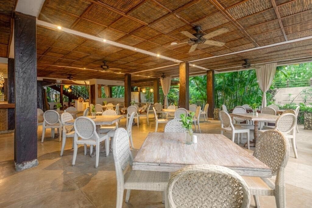 Grand Sirenis Karmairi 5* суреті