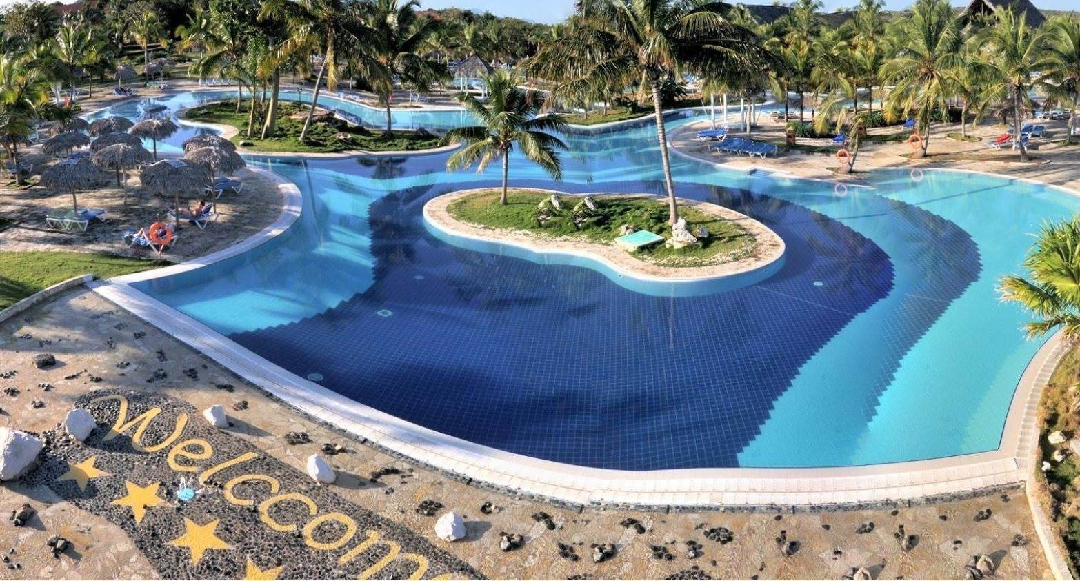 Отель Playa Pesquero 5*