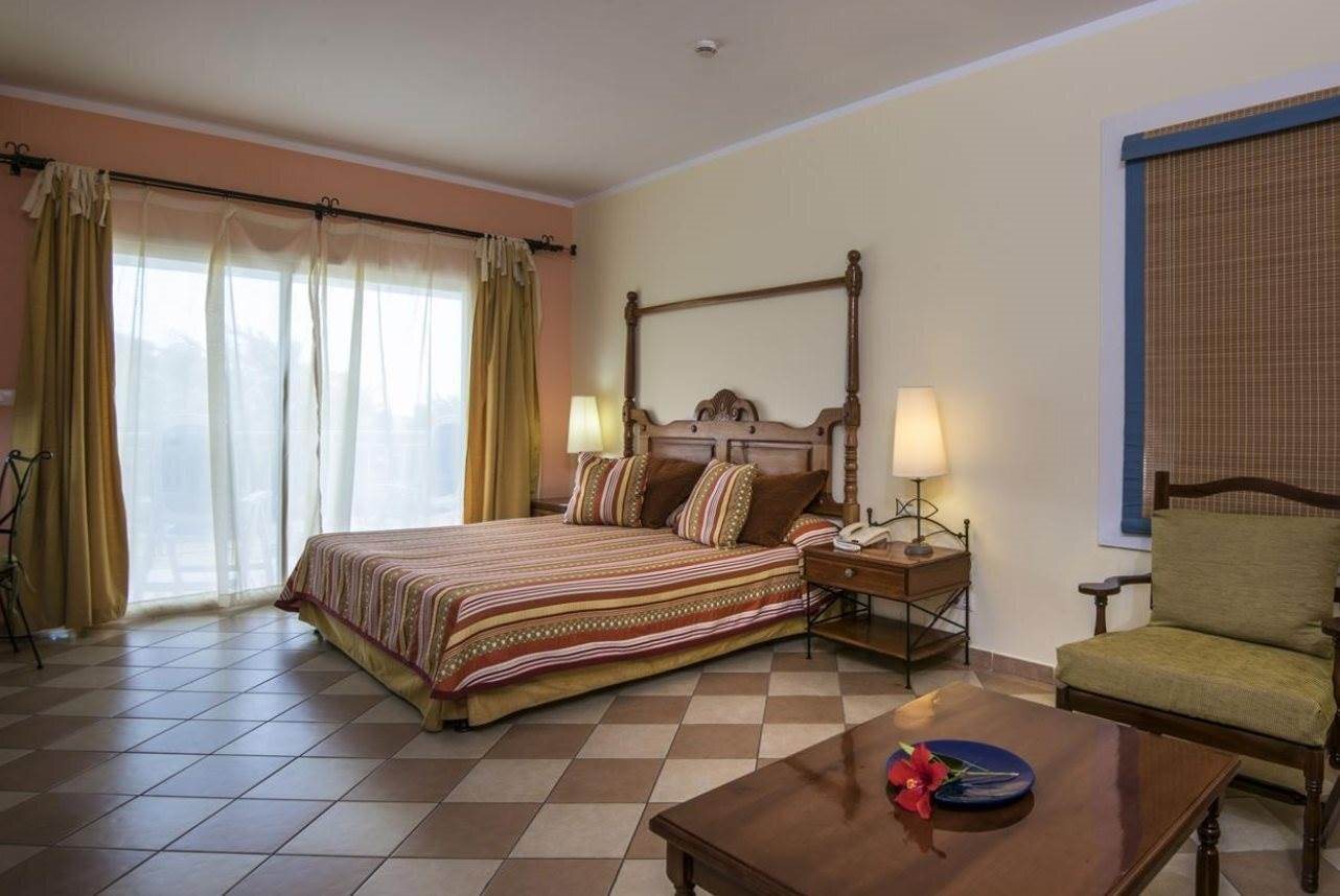 Картинка Playa Pesquero 5*