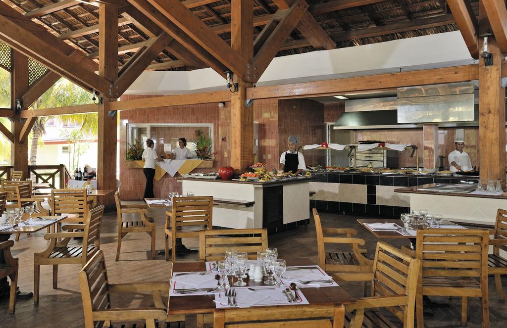 Sol Varadero Beach (ex. Sol Sirenas Coral) 4* фотосуреті