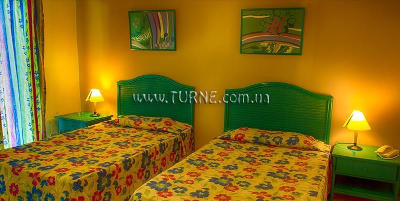 Отель Islazul Los Delfines 3*