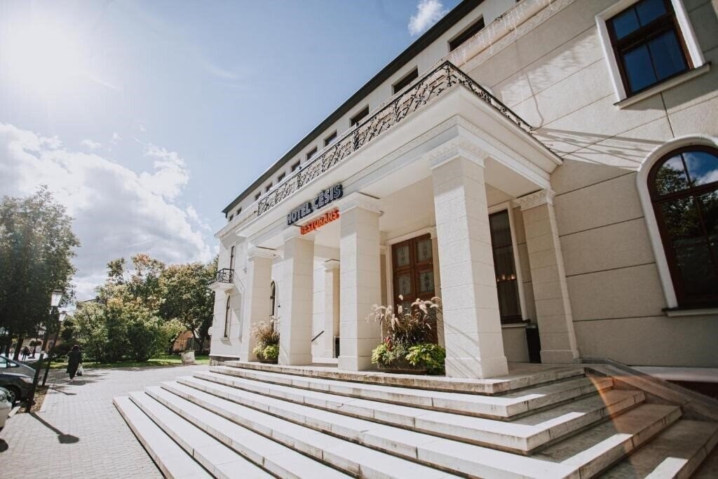 Kolonna Cesis 3* қонақ үйі