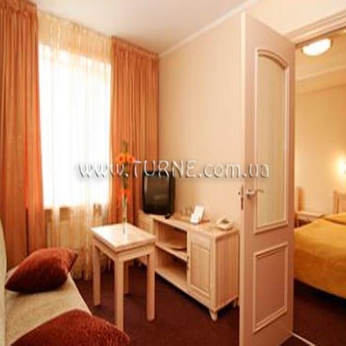 Tia 3* қонақ үйі