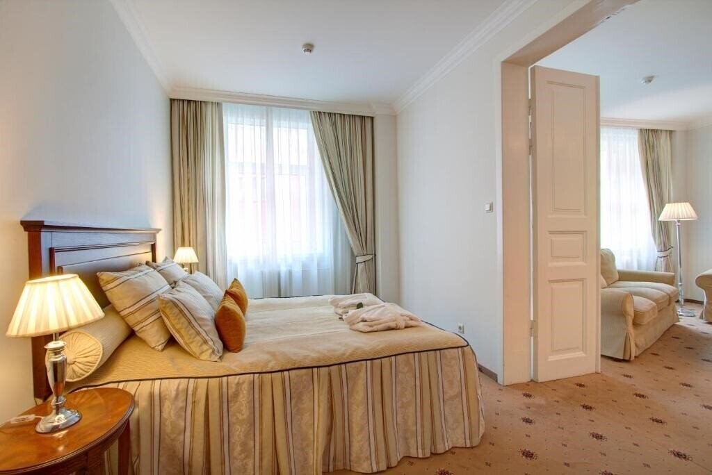 Radi Un Draugi 4* суреті