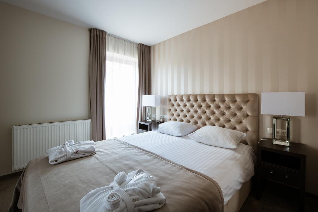 Amberton 4* қонақ үйі