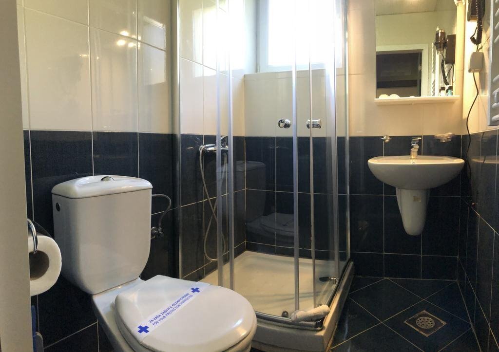 Картинка Aura 4*