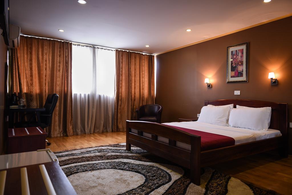 Фотография Super 8 Hotel 3*