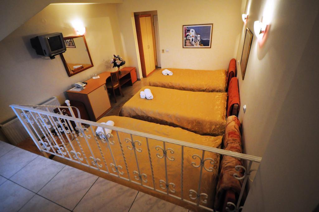 Vip Hotel 3* фотосуреті