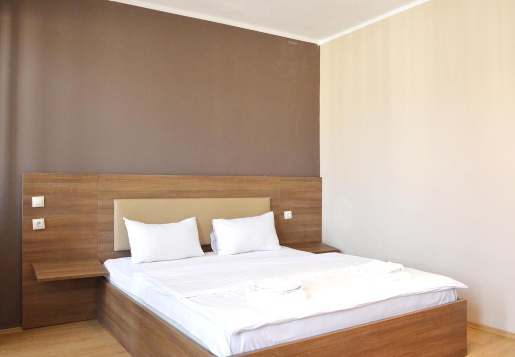 Отель Guesthouse Anja 2*