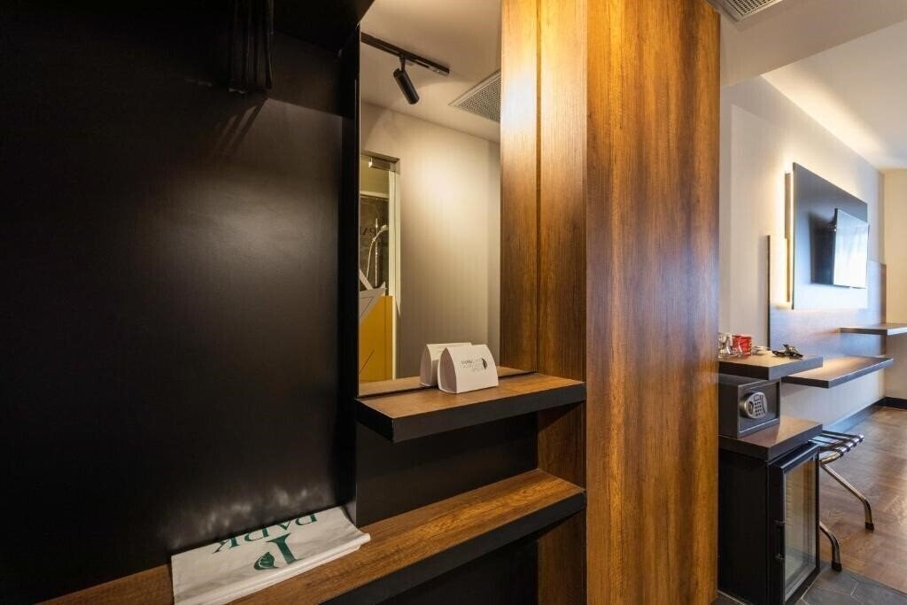 Фото Next Door Park 4*