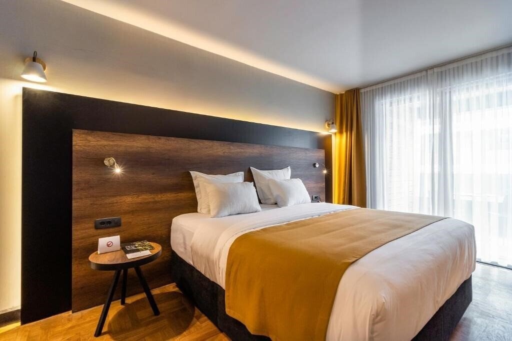 Картинка Next Door Park 4*