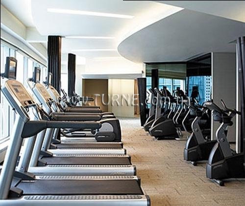 Отель Traders Hotel 4*