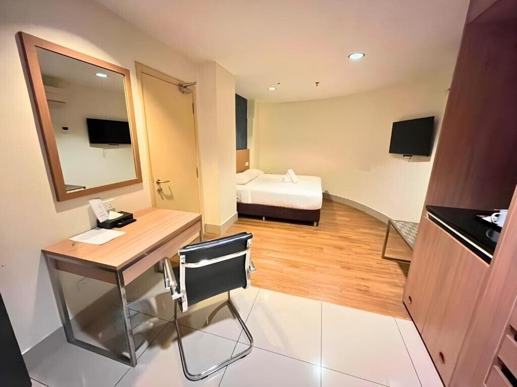 Hotel Pudu Plaza 3* суреті