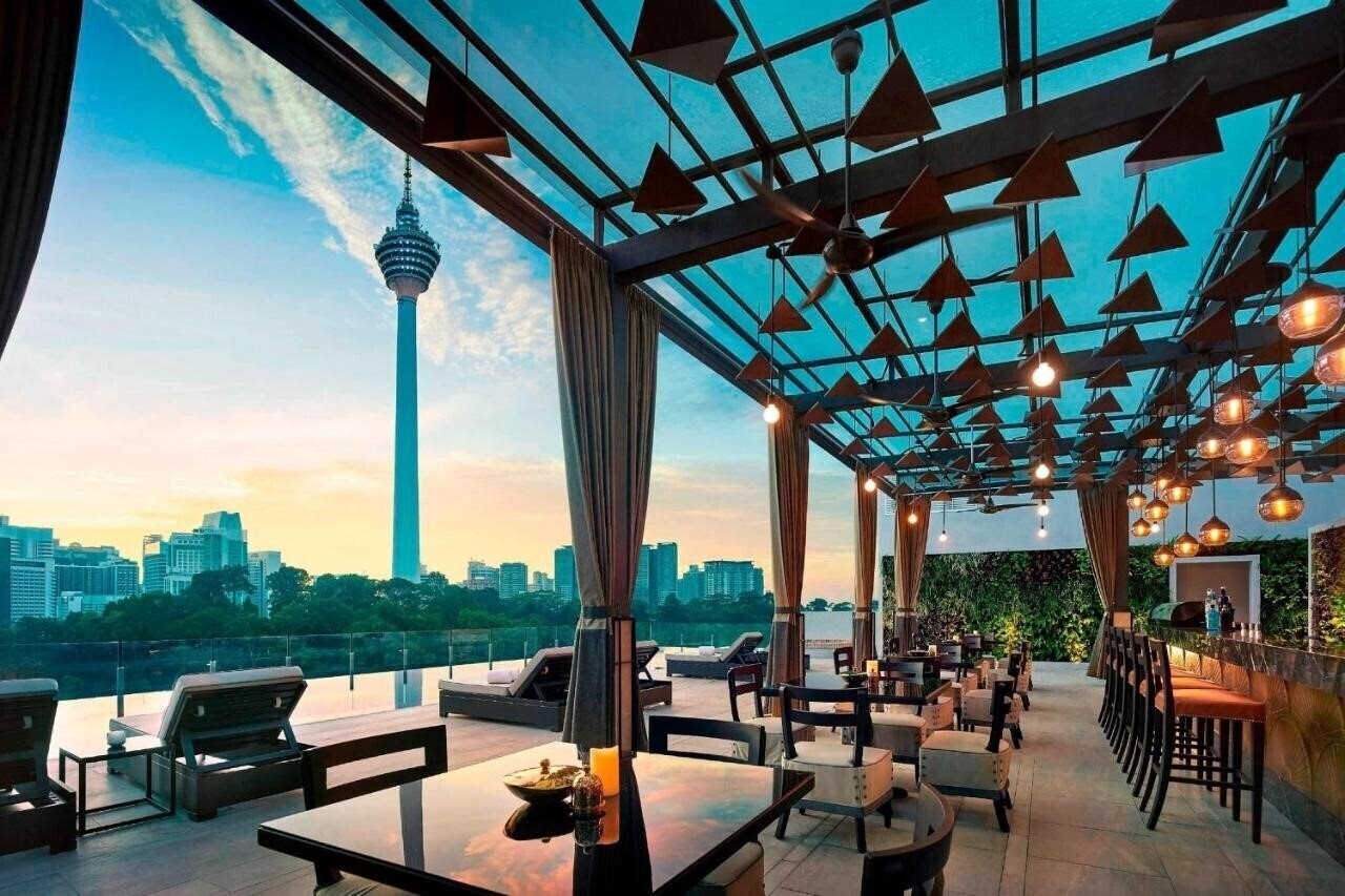 Картинка Hotel Stripes Kuala Lumpur 4*