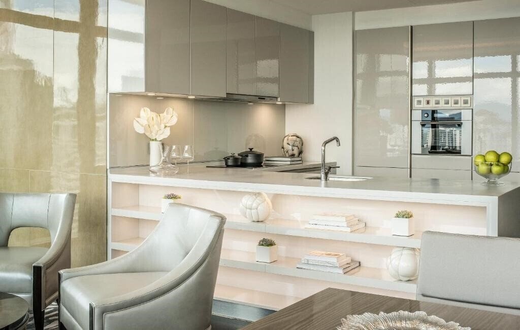 Фото Four Seasons Kuala Lumpur 5*