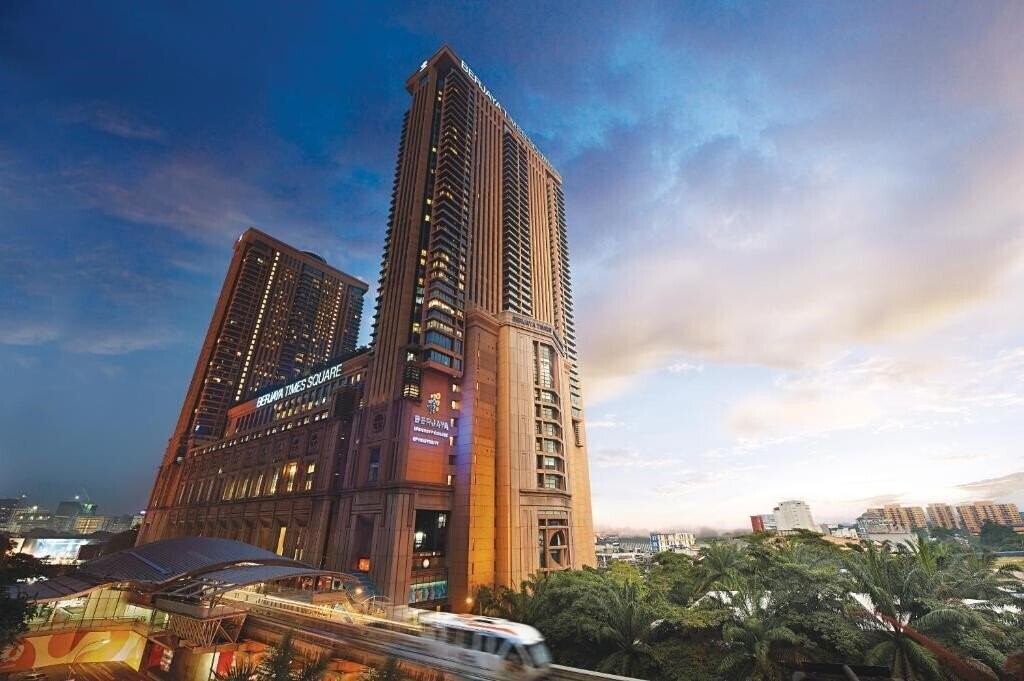 Berjaya Times Square 4* қонақ үйі