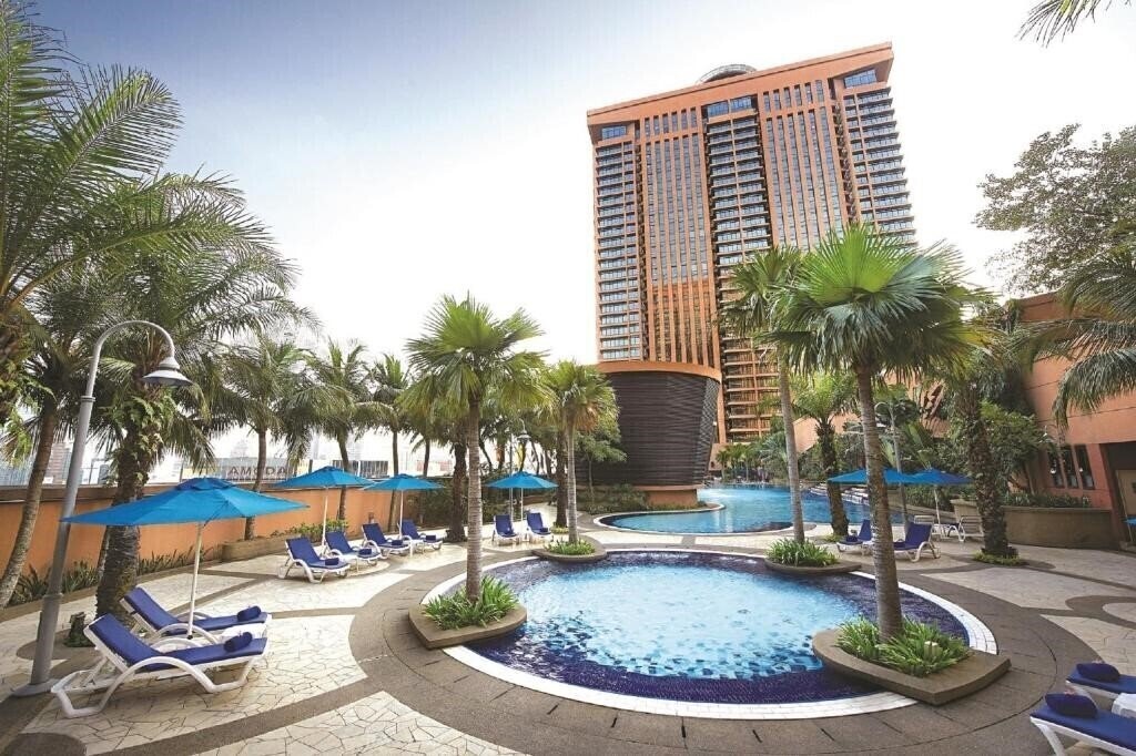 Berjaya Times Square 4* суреті