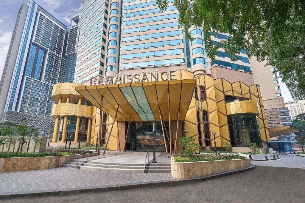 Renaissance Hotel (ex. New World) 5* қонақ үйі