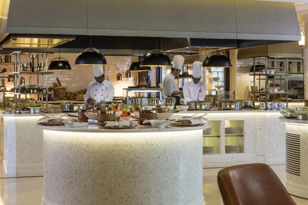 Ritz Carlton Kuala Lumpur 5* суреті