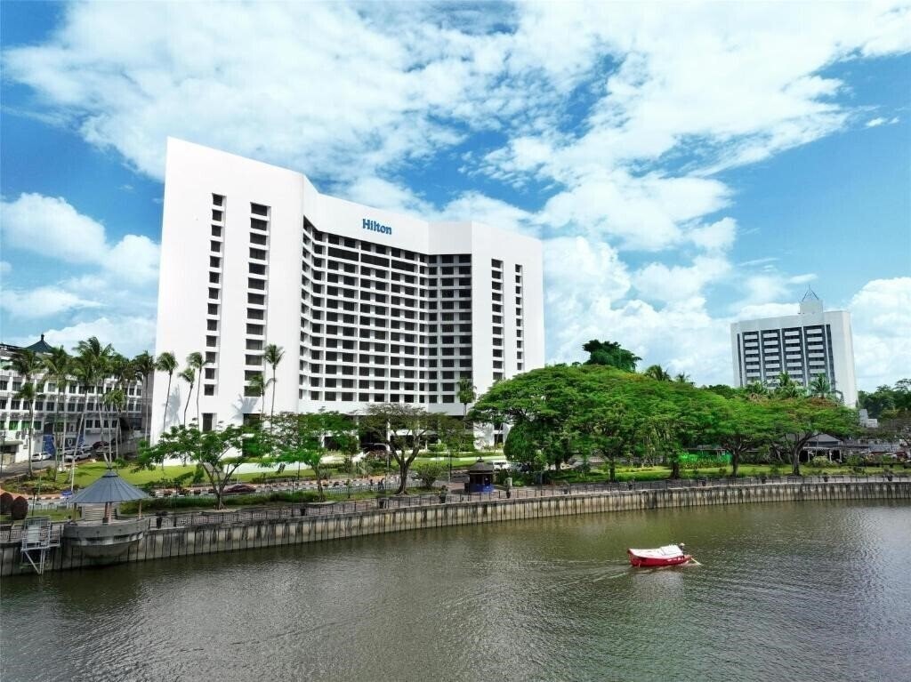 Hilton Kuching 4* қонақ үйі
