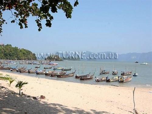 Berjaya Hotel and Resorts 4* суреті