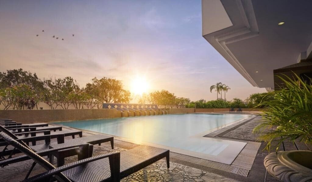 Отель Gurney Bay Hotel 5*