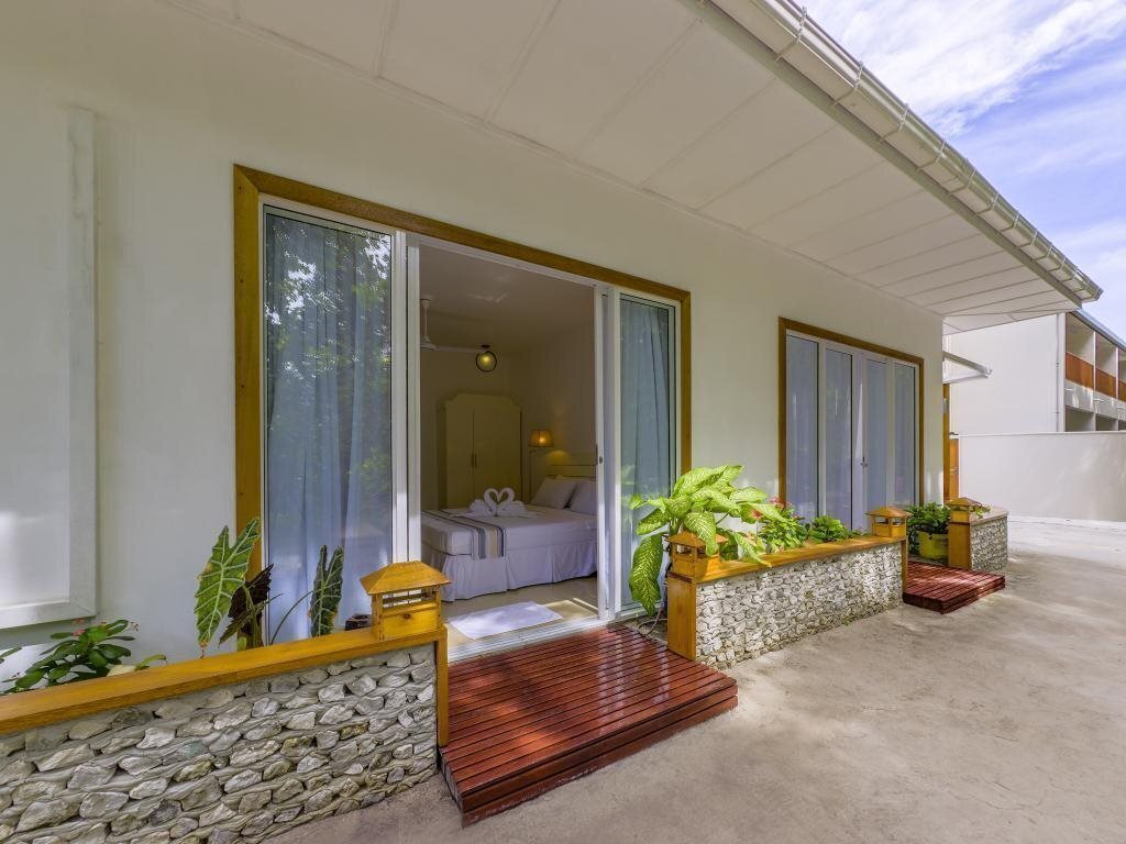 Картинка Aadan Beach House 3*