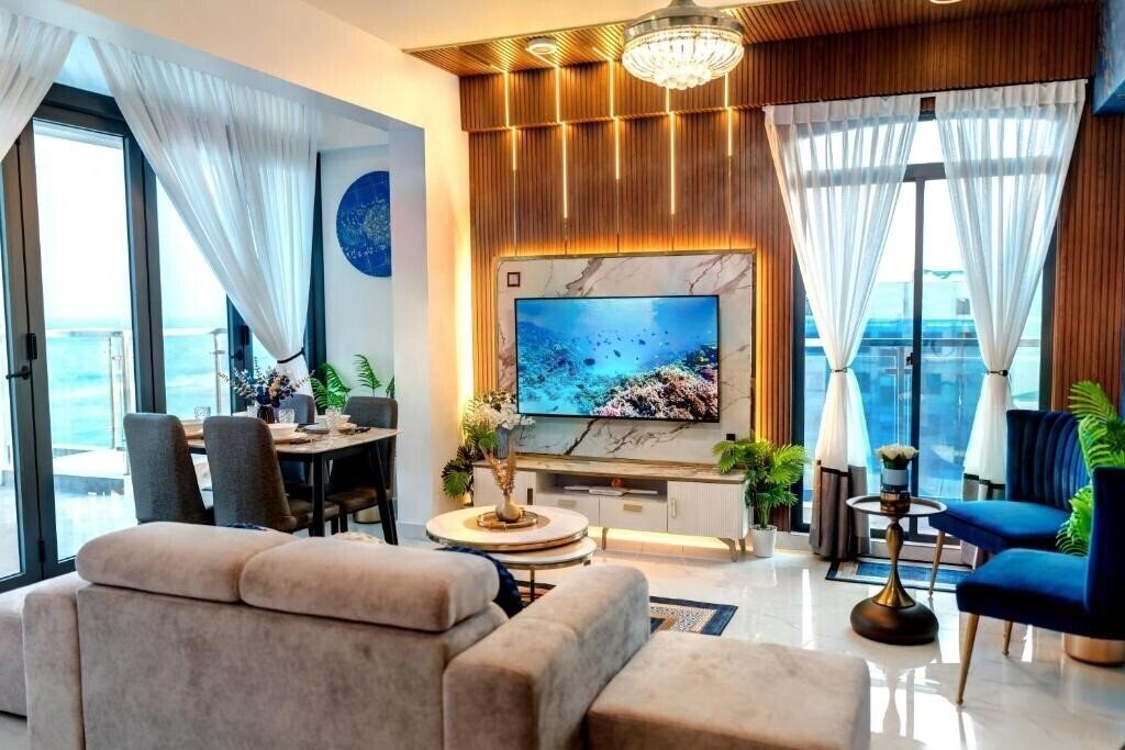 Aina Residency 4* қонақ үйі