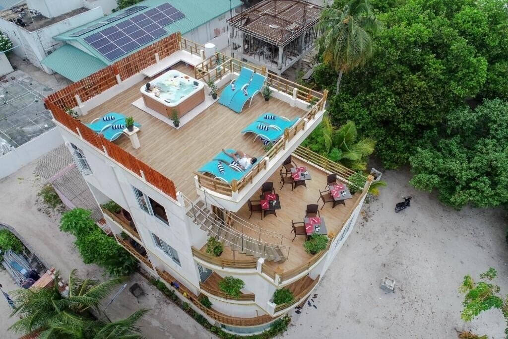 Изображение Vilu Thari Inn Maldives Guest House 2*