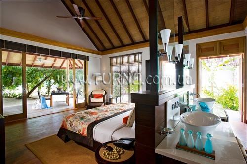 Фотография Lux* Maldives (ex. Diva Resort & Spa) 5*