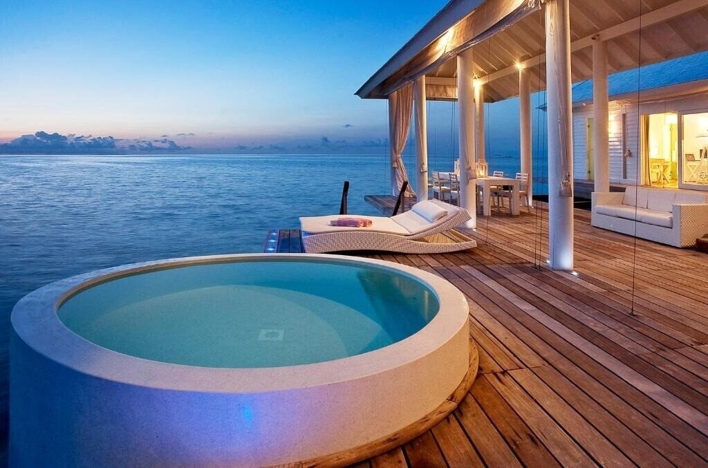 Фото Diamonds Athuruga Beach & Water Villas 5*