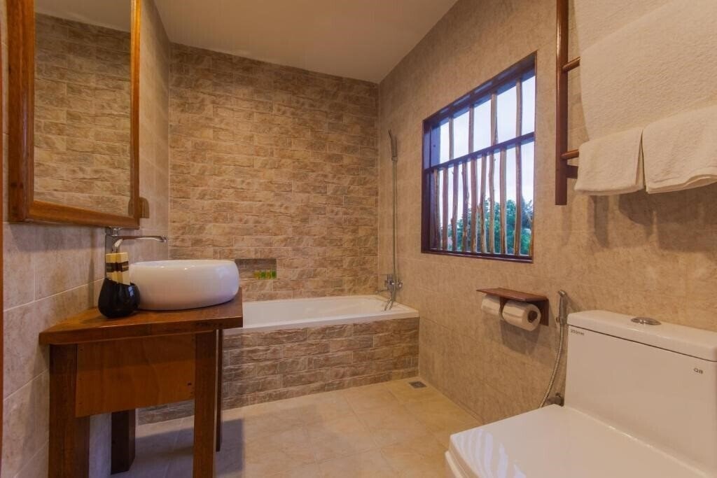 Фото West Sands Ukulhas Maldives Guest House 3*