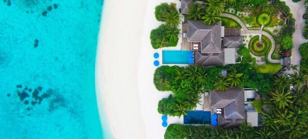 Dusit Thani Maldives 5* суреті