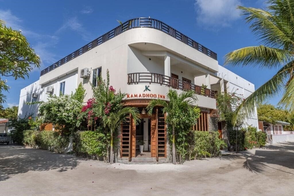 Отель Kamadhoo Inn Guest House гостиный двор