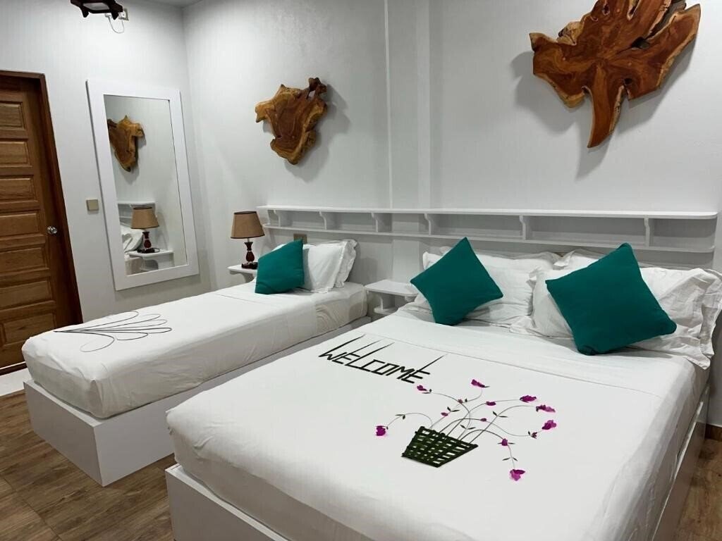 Картинка Island Luxury Dive Hotel Fulhadhoo 3*
