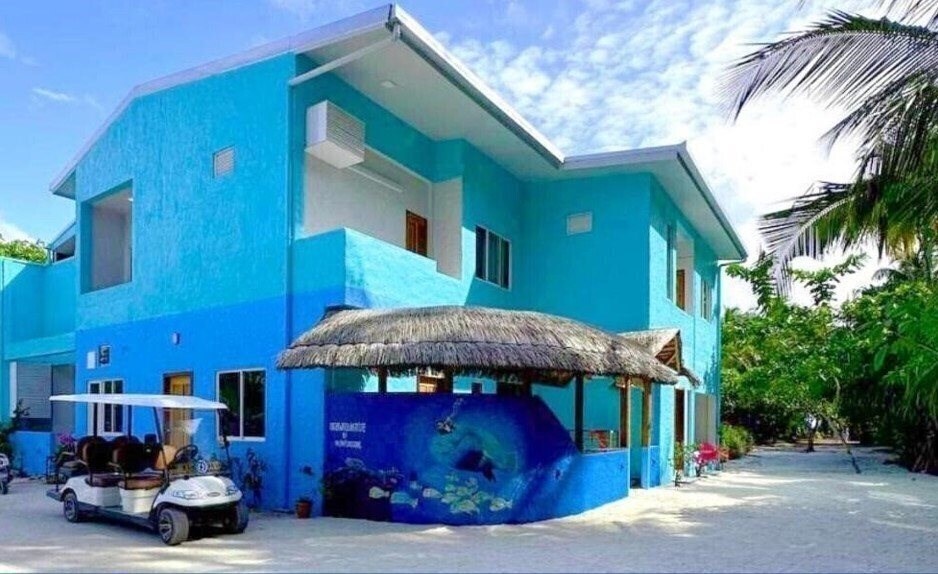 Отель Island Luxury Dive Hotel Fulhadhoo 3*