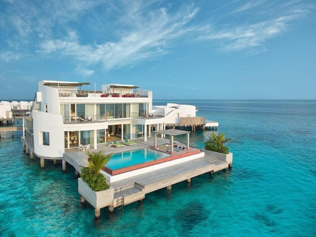 Фотография Jumeirah Maldives (ex. LUX North Male Atoll Resort & Villas) 5*